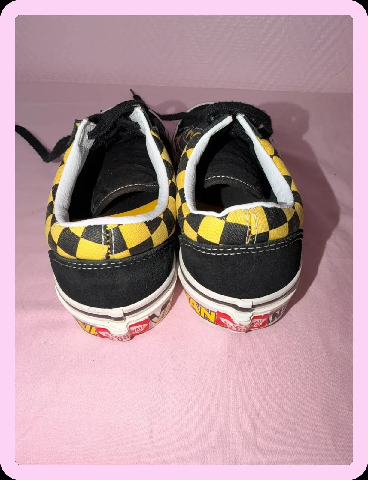 Zapatillas Vans Old Skool con patrón a cuadros amarillo y negro. En muy buen estado. – photo 4